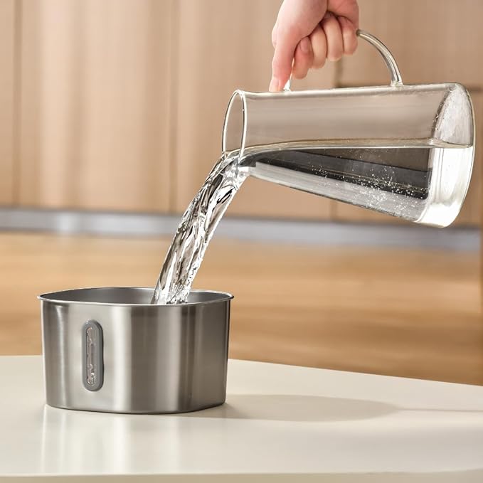 Stainless Steel Cat Water Fountain Automatic Drinking Fountain, Quiet Circulating Water Bowl, Dishwasher Safe, Indoor Pet Fountain for Hydrated Healthy Cats (Stainless Steel, 2.2L Corded)